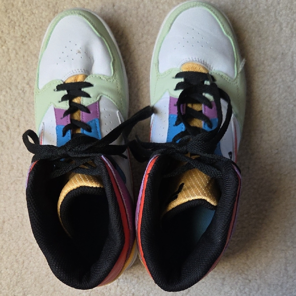 FILA Colorful High-Top Sneakers - Picture 2 of 5